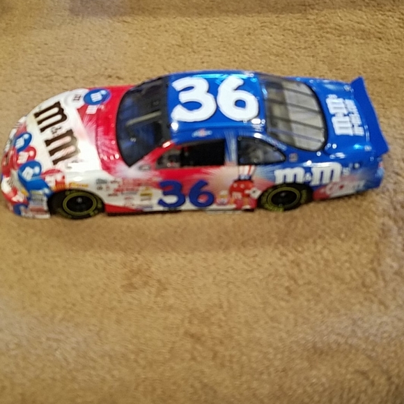 BNIB Action Collectibles #36 2000 Ken Schrader - Picture 5 of 12